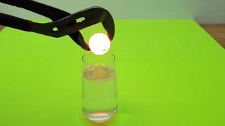 EXPERIMENT Glowing 1000 degree METAL BALL vs GLUE