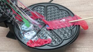 EXPERIMENT WAFFLE IRON vs SPIKE SLIME FISH TOY