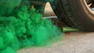 Crushing Crunchy & Soft Things by Car! - EXPERIMENT : CAR VS COLOR SMOKE