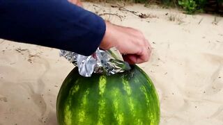 Experiment ! Watermelon vs Sparklers