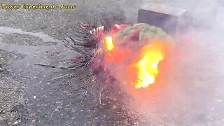 Experiment Car vs Fireworks in Watermelon, Balloons Fanta | الألعاب النارية في البطيخ ، بالون فانتا