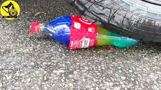 Experiment: Car vs Glover Color and Coca Cola | 4 قفازات بالداخل تحتوي على هلام