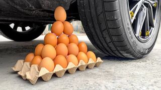 30 بيضة على شكل برج مصري - Experiment: Car vs Eggs