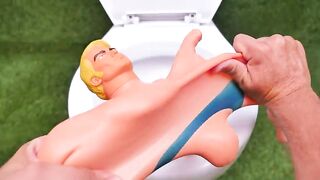 Experiment !! Stretch Armstrong VS Cola, Mtn Dew, Gatorade, Pepsi, Balloons and Mentos in Toilet