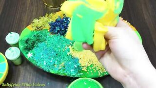 GREEN vs GOLD | Mixing GLITTER and Store Bought into GLOSSY Slime | Satisfying Slime Videos #633