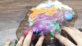 Mixing Lip Balm into Clear slime | Slimesmoothie | Satisfying Slime Video