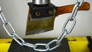 Can the HYDRAULIC HATCHET CUT the CHAIN?
