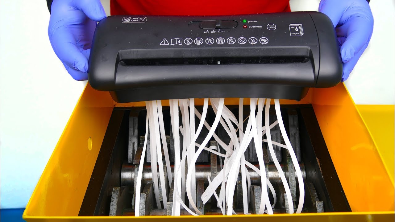 FINALLY SHREDDING MACHINE SHREDDING A SHREDDER
