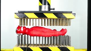 STRETCH VAC-MAN BETWEEN NAIL BEDS (HYDRAULIC PRESS EXPERIMENT)