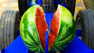 SLICING WATERMELON WITH KINETIC SPLITTER