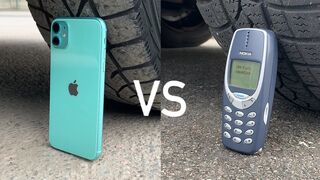 iPhone 11 vs Nokia 3310 vs CAR