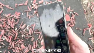 EXPERIMENT: 1000 Firecrackers vs Samsung Galaxy S10