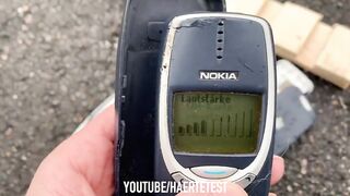 Many Nokia 3310 vs CAR