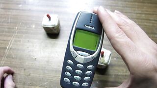 Nokia 3310 vs Fire Cracker - Will it Survive?