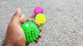 Experiment: Car vs Spikeballs