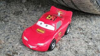 Experiment: Car vs Disney Lightning McQueen 95 Car