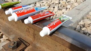 Experiment: Train vs Colgate Rainbow Toothpaste