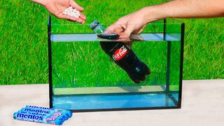 Experiment: Coca Cola with Mentos Under Water Reaction