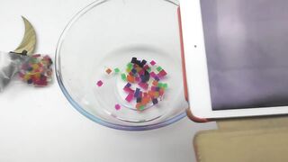 GIANT SQUARE ORBEEZ IN ONE MINUTE!