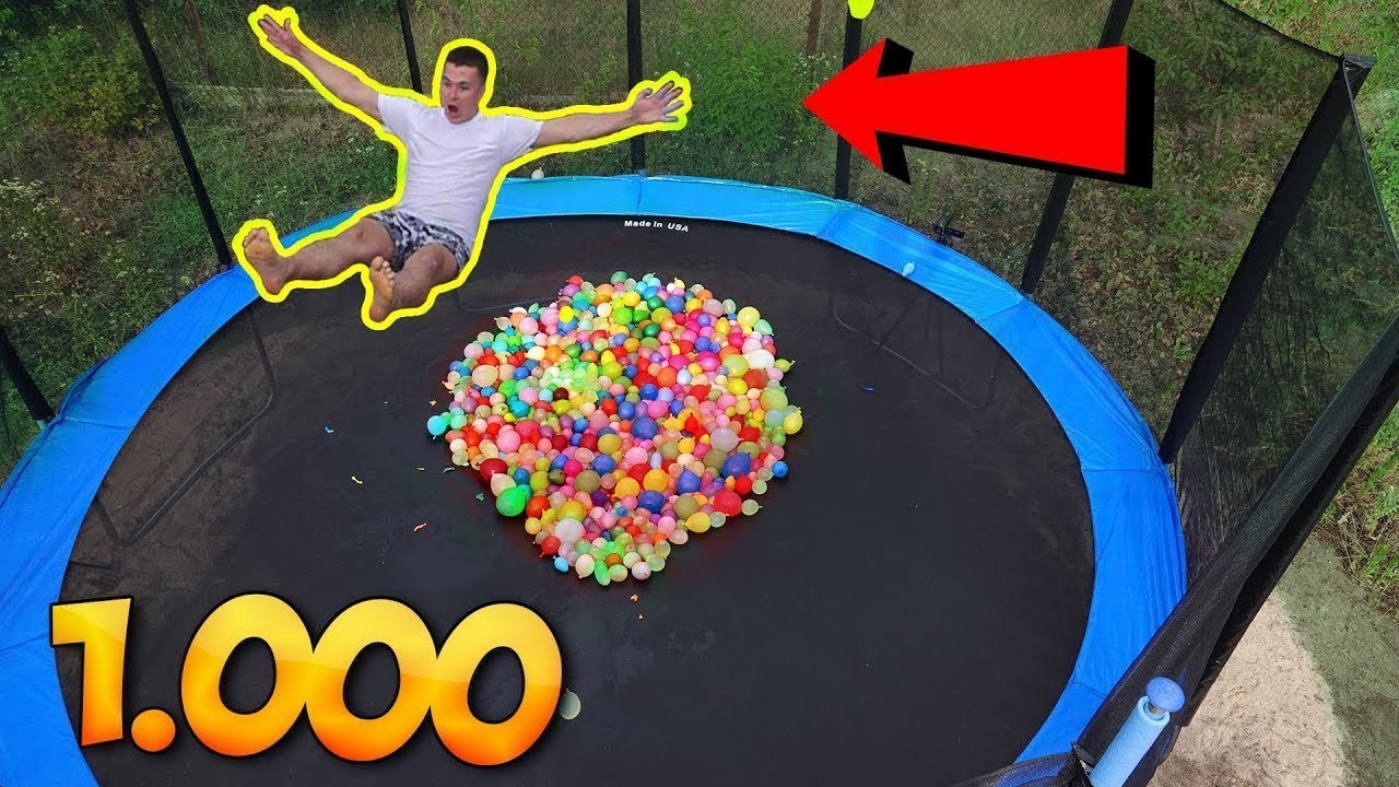 1000 WATER BALLOONS ON TRAMPOLINE