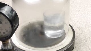 MAKING TEA IN A VACUUM CHAMBER !! IS IT EVEN POSSIBLE ?!