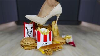 Crushing Crunchy & Soft Things by Shoes. EXPERIMENT: Shoes vs KFC food
