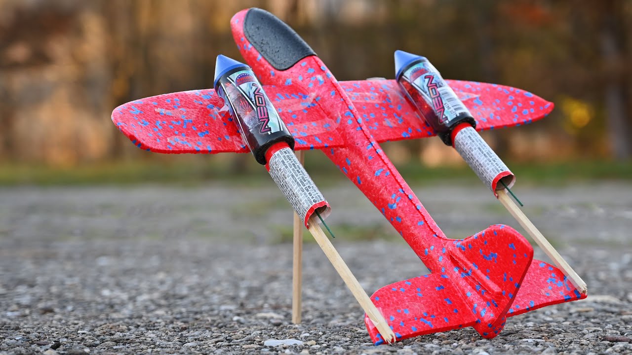 EXPERIMENT ROCKET POWERED PLANE