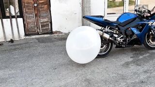 EXPERIMENT BALLOON vs MOTORCYCLE EXHAUST
