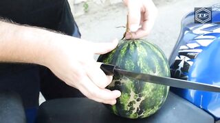 EXPERIMENT WATERMELON ON MOTORCYCLE EXHAUST
