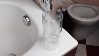 Super Reaction in Bathroom! Coca Cola & Mentos in Bathroom! Largest Elephant Toothpaste Experiment