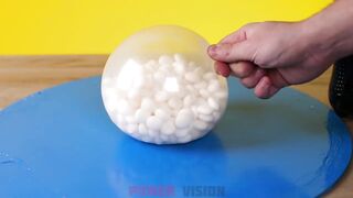Experiment: Coca Cola and Mentos in a Vacuum Chamber