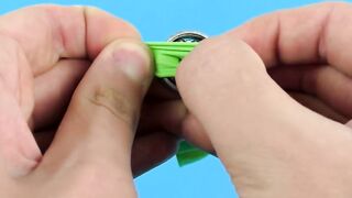 10 Awesome Tricks with Fidget Spinner