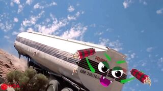 Big Trucks Crashing Into Cars | High Speed Car Chase | Woa Doodles