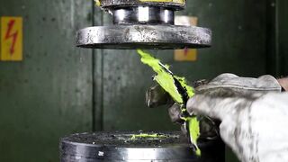 How Strong Are different Materials at -320°F / -196°C? Hydraulic Press Test!