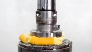 How Strong is Pykrete? Hydraulic Press Test!