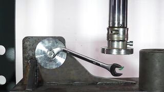 Which is Stronger Cheap Wrench or Expensive Wrench? Hydraulic Press Test!
