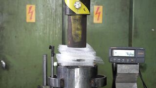 How Strong is Bubble Wrap? Hydraulic press test!