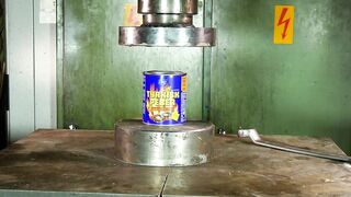 Crushing Finnish candy with hydraulic press