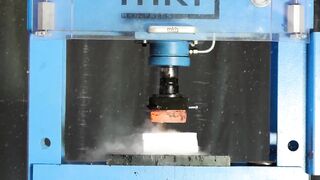 Crushing Nokia 3310 with RED HOT HYDRAULIC PRESS