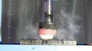 Crushing Nokia 3310 with RED HOT HYDRAULIC PRESS