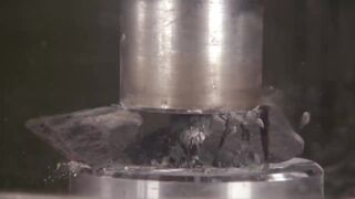 Crushing rocks and minerals with hydraulic press VOL. 1