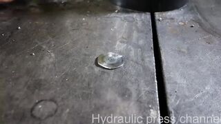 Trying to crush the mighty bearing ball with hydraulic press
