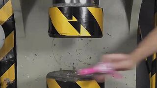 The hydraulic press encountered an opponent