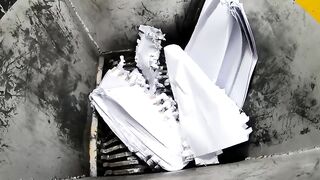 Can the crusher smash 2000 sheets of white paper?