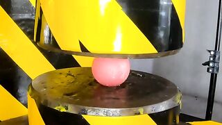 200 tons of hydraulic energy can crush solid steel balls?