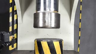 The solid hammer and hydraulic press are dry, to see who will be hard?