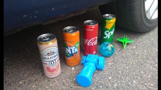 EXPERIMENT: Машина vs Coca-Cola /// Давить хрустящие и мягкие вещи на машине.