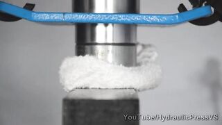 Towel vs Hydraulic Press - Don't drop your towel