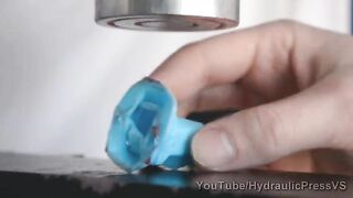 3D-Printed Vase vs Hydraulic Press - Return of the 3D-Print