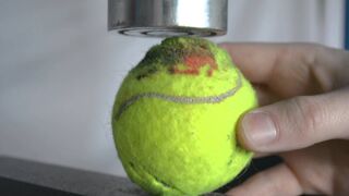 Tennisball vs Hydraulic Press - Grand slam!